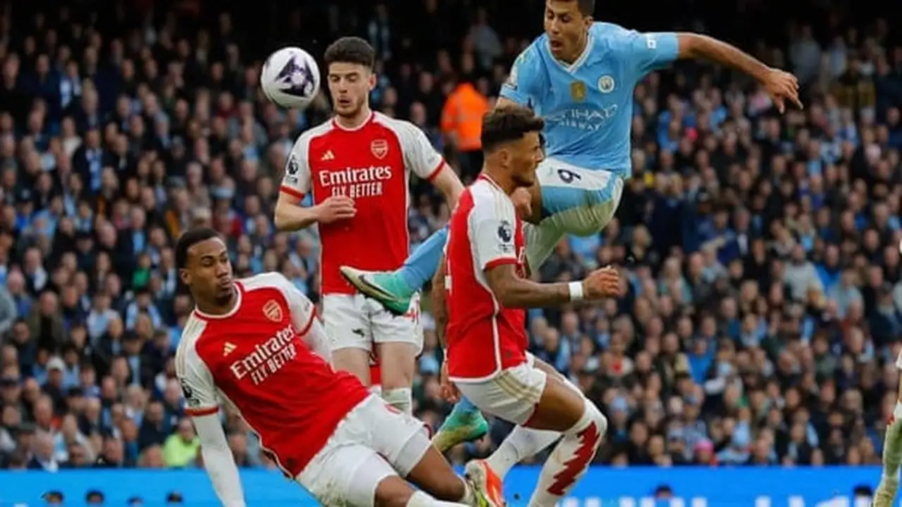 أفضلية فنية.. سلاح سري يمنح أرسنال الصدارة في صراعه ضد مانشستر سيتي